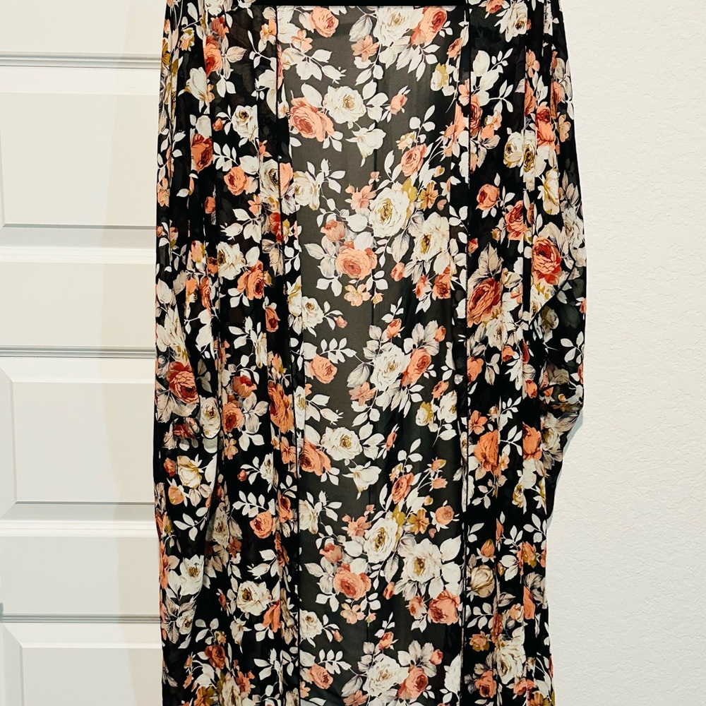 Black Floral Light Material Cardigan